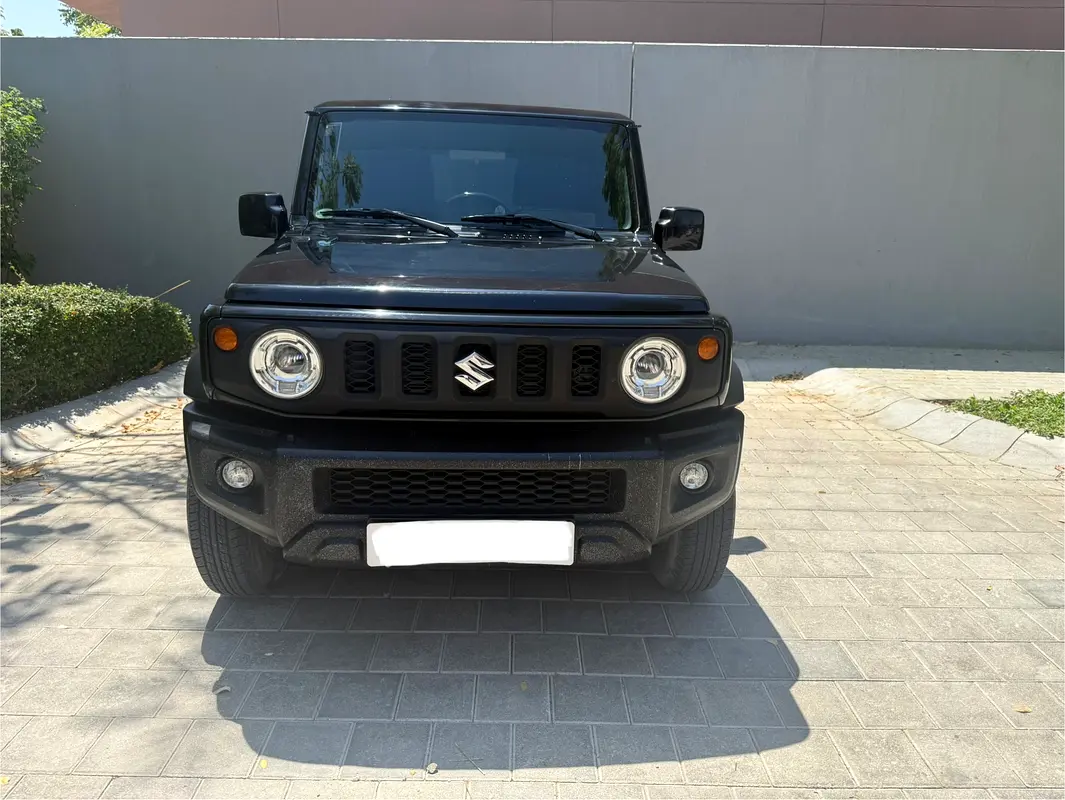 Suzuki Jimny 2022 — photo 1 of 11