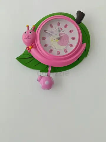 Pink Snail Leaf Wall Clock - Decorative Kids Room Toy