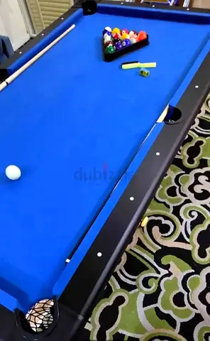 7 fit Pool table with balls and stick