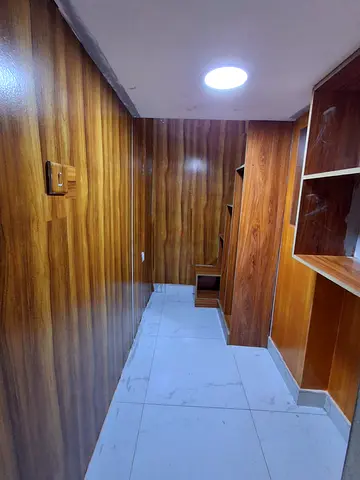 Sharaf dj metro partition room available