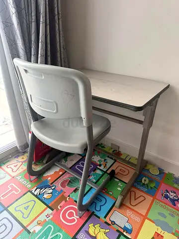 Kids Study Desk and Chair Set