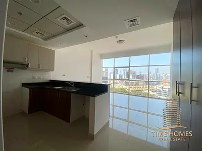 Vacant | Unfurnished | Bright Unit