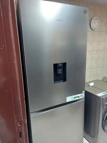 Samsung Latest model Bottom Freezer RB50DG632ES9A Almost brand new
