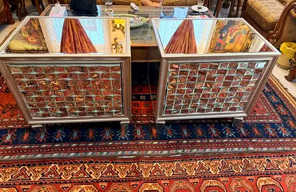 Pair of mirrored bedside cabinets with crystal-look drawer fronts