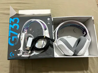 Logitech G733 LIGHTSPEED Wireless RGB Gaming Headset - White