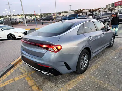 صورة 5 لـ 2022 KIA K5
