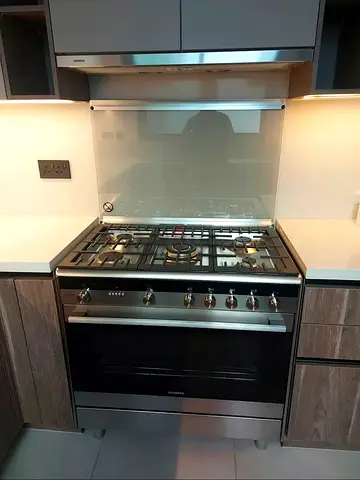 Free delivery Siemens iQ700 top gas Cooker with Oven electric 90 cm- Good Condition
