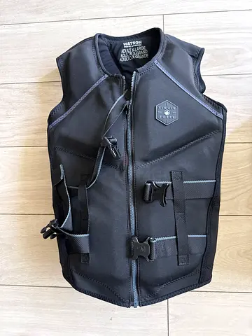 Liquid Force Watson CGA Wakevest Black Neopren- Flawless Condition