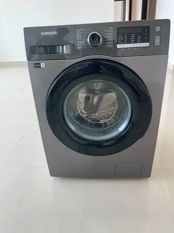 Samsung  washing machine 8 kg same like a new condition