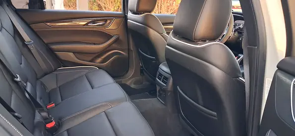 صورة 13 لـ 2022 Cadillac CT5