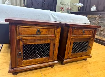 Pair of Solid Wood Bedside Nightstands with Metal Mesh Doors