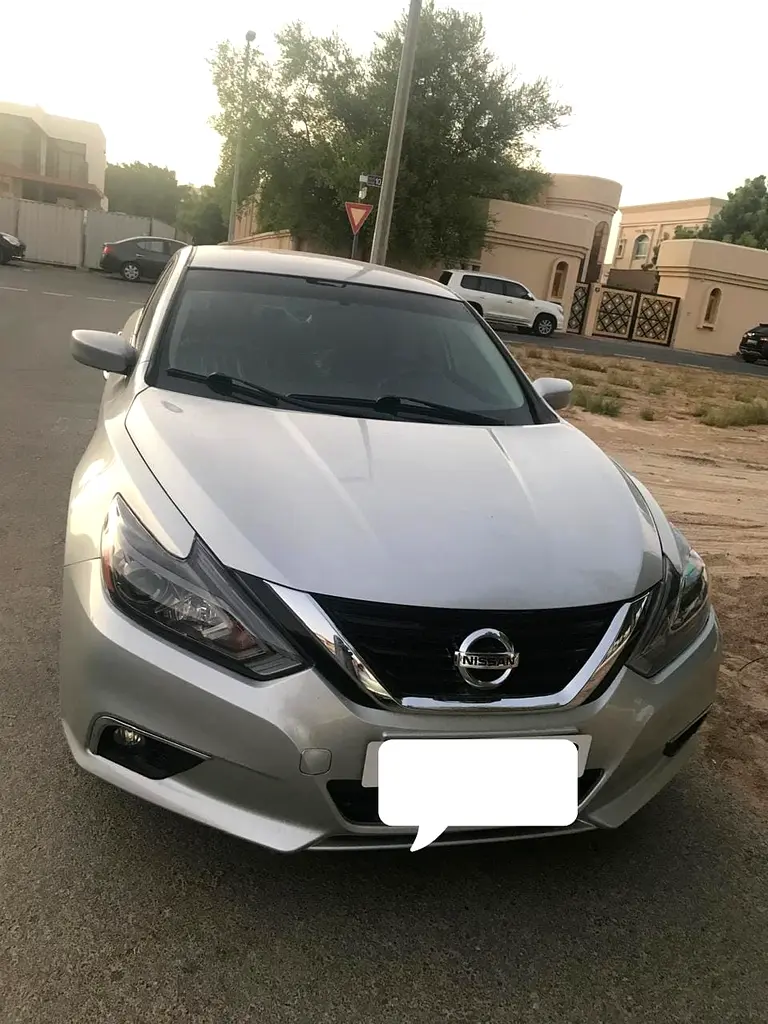 Nissan Altima 2017 — photo 1 of 5