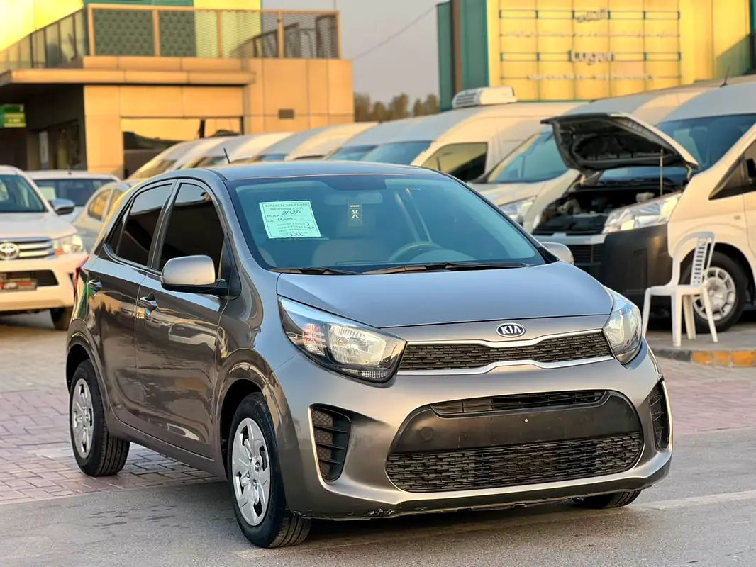 Kia Picanto 2020 — photo 1 of 11