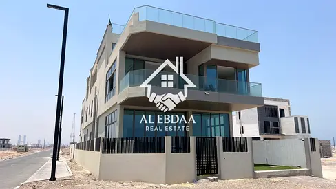 Full Sea View - Freehold- 9BR +Pool - Brand-New
