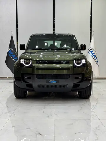 Land Rover Defender P400 X-Dynamic HSE