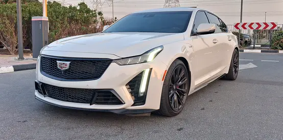 صورة 2 لـ 2022 Cadillac CT5
