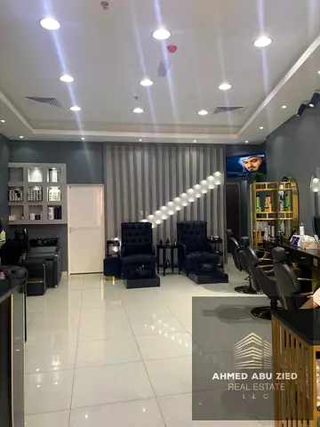 فرصة استثمارية صالون نسائي جاجز للايجار الفوري _وتبلغ مساحته 1350 _وجاهز بالمعدات _مع كوته  5 متاحة _و3 موظفات بنظام الاعارة _صياة كاملة علي المالك فر