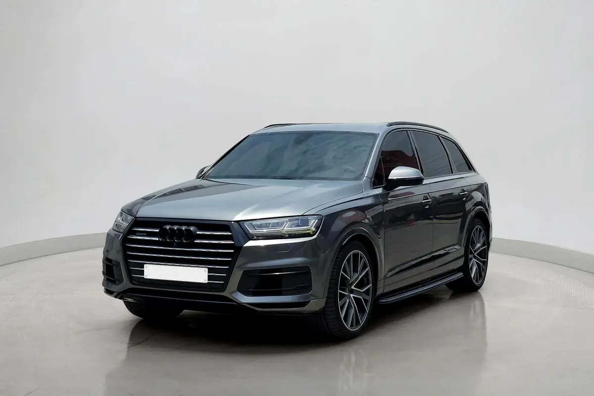 Audi Q7 2018 — photo 1 of 18