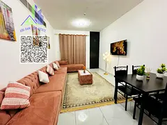 2bedroom luxury furniture - with private parking + including bills
