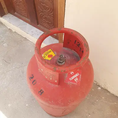 Used Red LPG Gas Cylinder (20 kg) - Good Condition