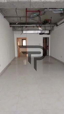 📢 SHOP FOR RENT – MAIN ROAD | PRIME LOCATION 📢