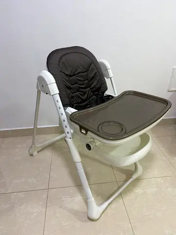 Feeding chair