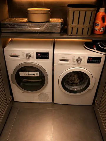 Bosch front-load washer and dryer set – good condition