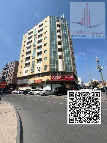 One-bedroom apartment with a living room, one bathroom, and a balcony in the Al-Rumaila area, near the Egyptian Restaurant.