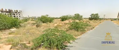 Residential and commercial plot (G+4), freehold, available to all nationalities at a special price