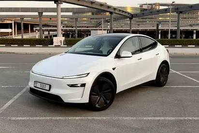 Tesla Warranty / 8000 Kms Only | Tesla Model Y Standard 2025 GCC Specifications ( Single Owner )
