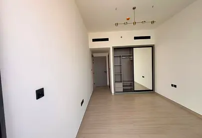 High Floor | Community View | Tenanted