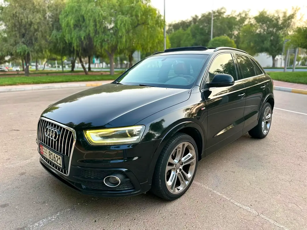 Audi Q3 2015 — photo 1 of 14