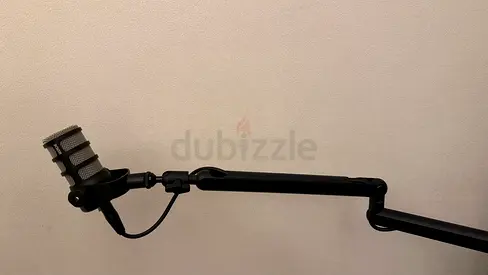 Rode microphone with stand