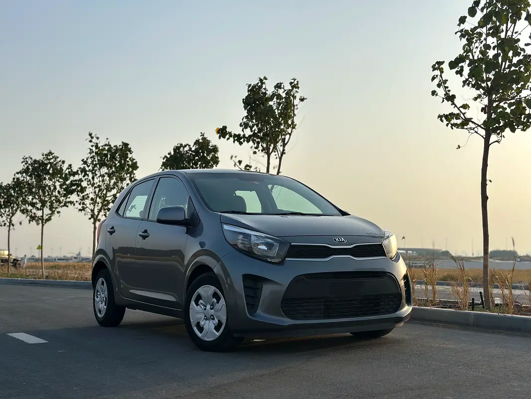 Kia Picanto 2021 — photo 1 of 16
