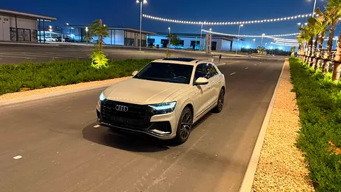 2022 AUDI Q8 — миниатюра 10
