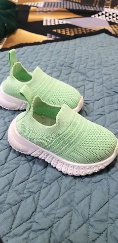 Light Green Slip-On Knit Sneakers for Kids - Size Noted