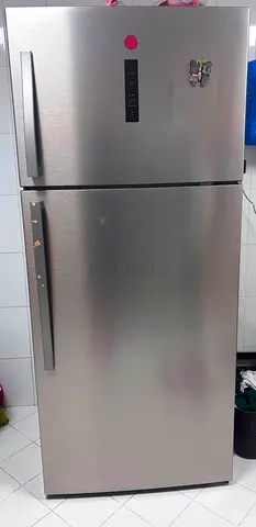 500lliters Double-door stainless steel refrigerator - excellent condition