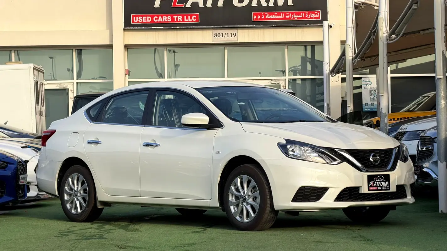 Nissan Sylphy 2025 — photo 1 of 12