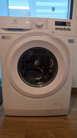 Brand New Electrolux Front Load Washing Machine 7 kg