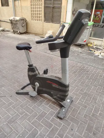 Life fitness cycle for parts