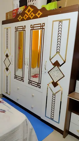 4-door Wardrobe with Mirrors and Decorative Panels - Good Condition