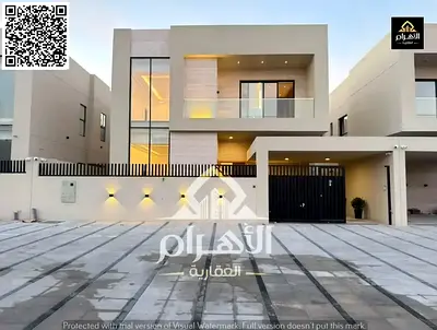 فيلا للبيع بموقع مميز مقابل الخدمات وشارع الشيخ محمد بن زايد.