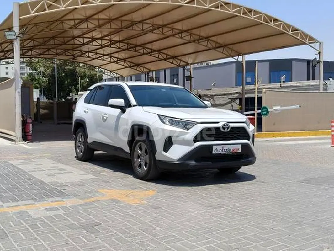 Toyota Rav 4 2024 — photo 1 of 13
