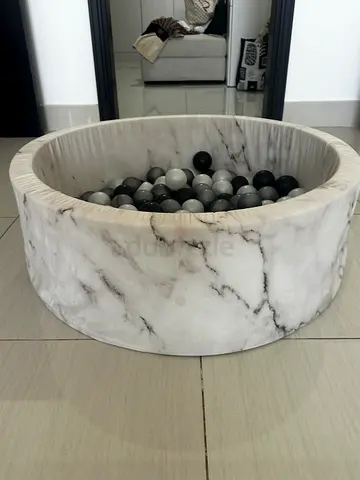Round Marble-Pattern Baby Ball Pit with Balls