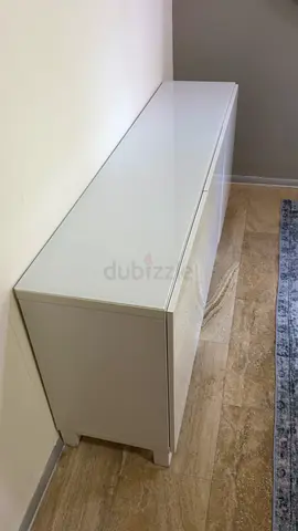 White gloss low storage cabinet / sideboard - good condition