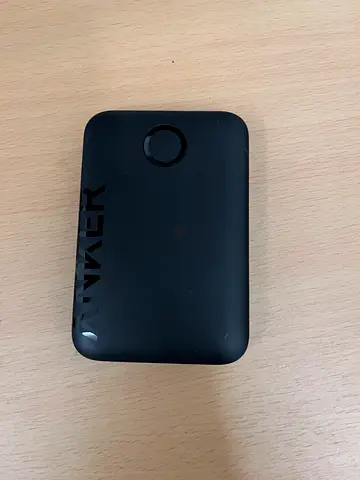Compact Portable Power Bank 5000mA - Black , magnetic for iPhone and Samsung
