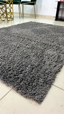 Soft Grey Rug - Medium Size, Good Condition - 190x135 cm
