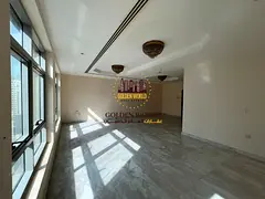 🏡 3BR apartment for rent in Al Majaz 3 Corniche with balcony &amp; parking, 4 bathrooms, master m