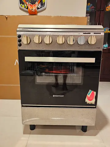 Used Westpoint Freestanding Gas Cooker with Oven - Good Working Condition