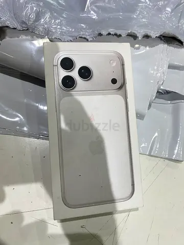 Box pack iPhone 17 pro max 256gb silver TDRA